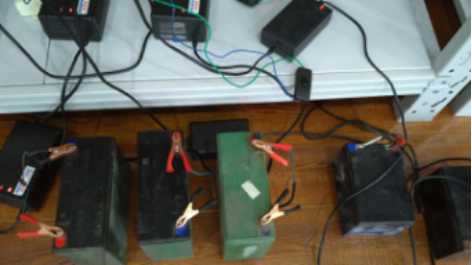 diy两轮电动平衡车电池匹配_电动车电池修复效果_电动平衡车电池