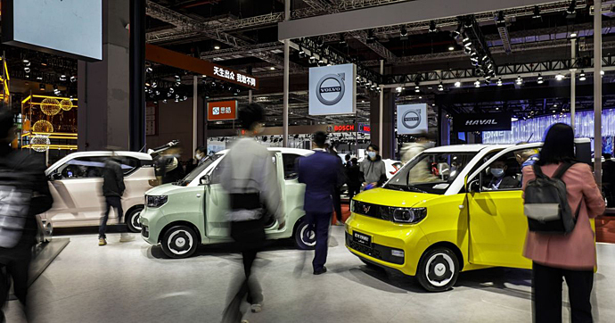 2022年中国汽车市场不仅领跑全球，还拉动全球经济增长？